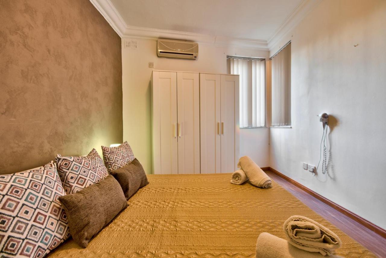 Bastions Seaview Apartments And Duplex Penthouse In Sliema By Shortletsmalta Zewnętrze zdjęcie