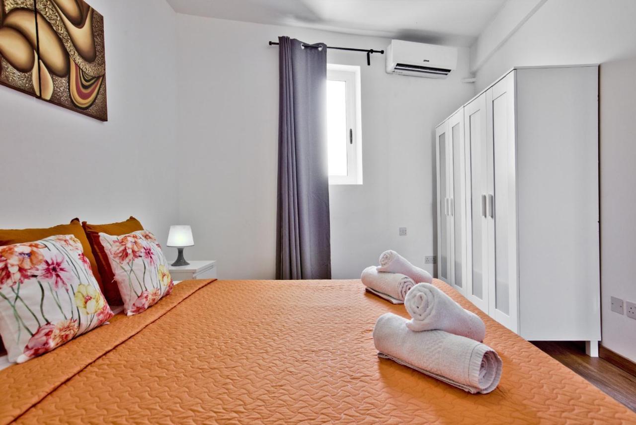Bastions Seaview Apartments And Duplex Penthouse In Sliema By Shortletsmalta Zewnętrze zdjęcie