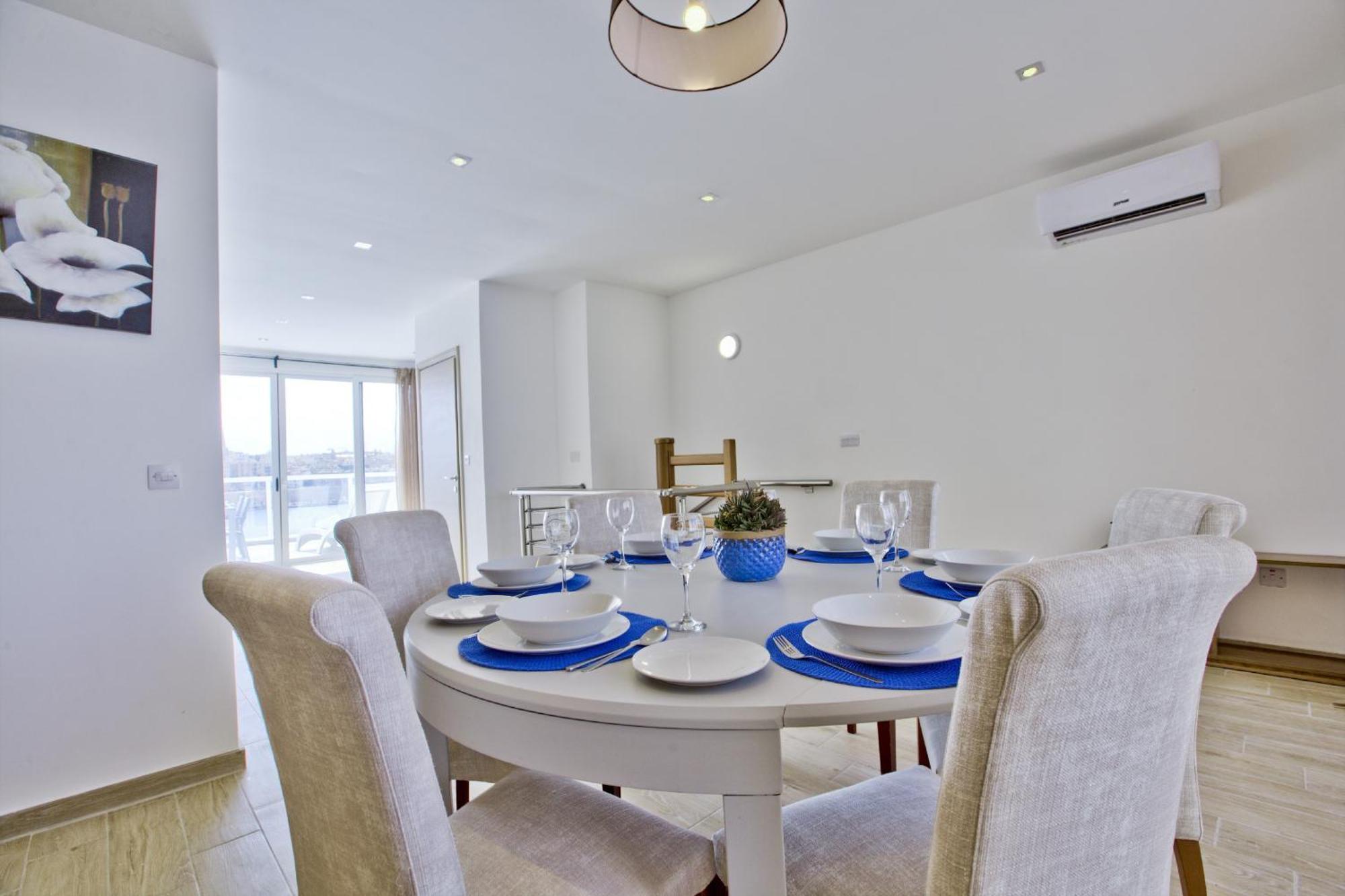 Bastions Seaview Apartments And Duplex Penthouse In Sliema By Shortletsmalta Zewnętrze zdjęcie