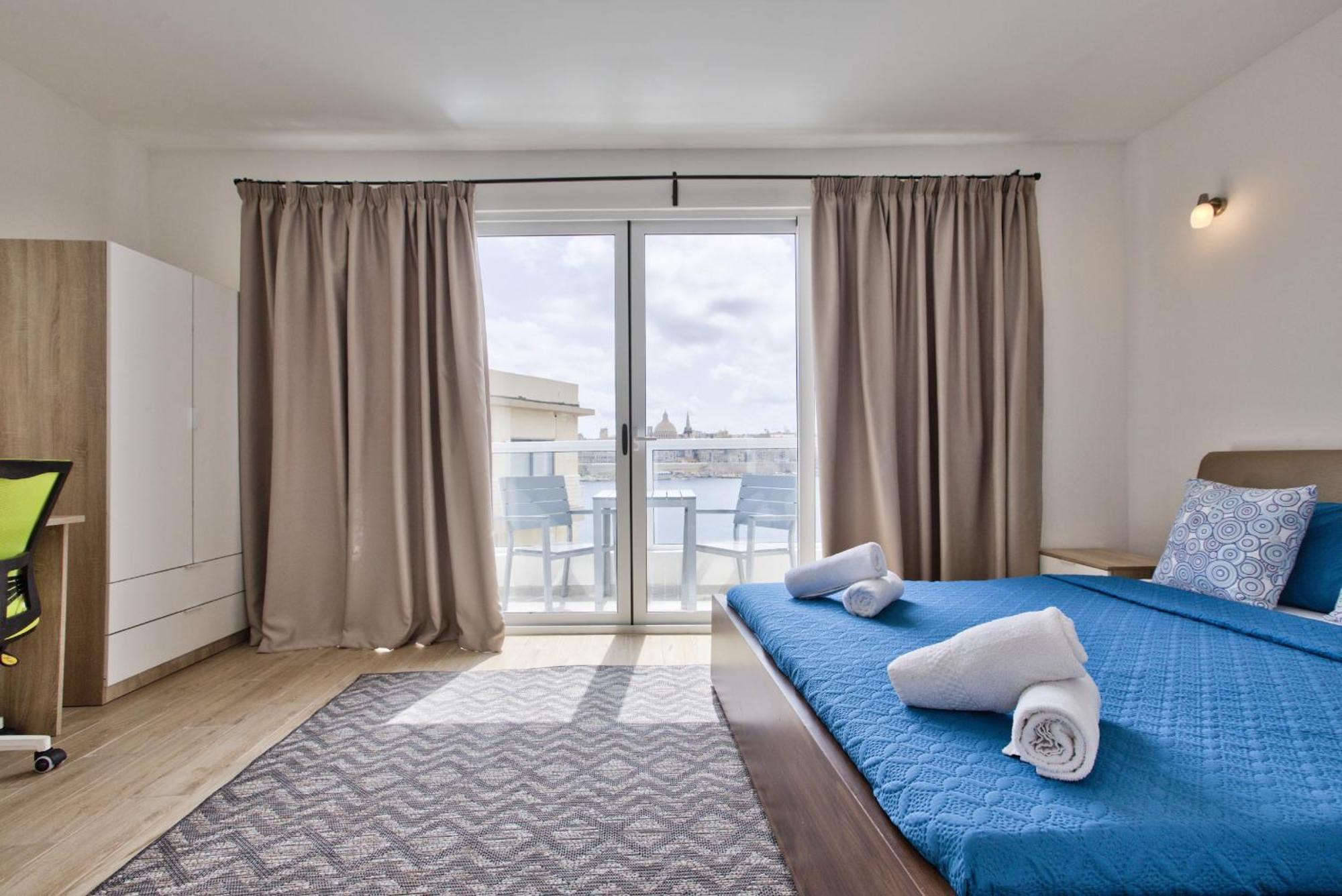 Bastions Seaview Apartments And Duplex Penthouse In Sliema By Shortletsmalta Zewnętrze zdjęcie