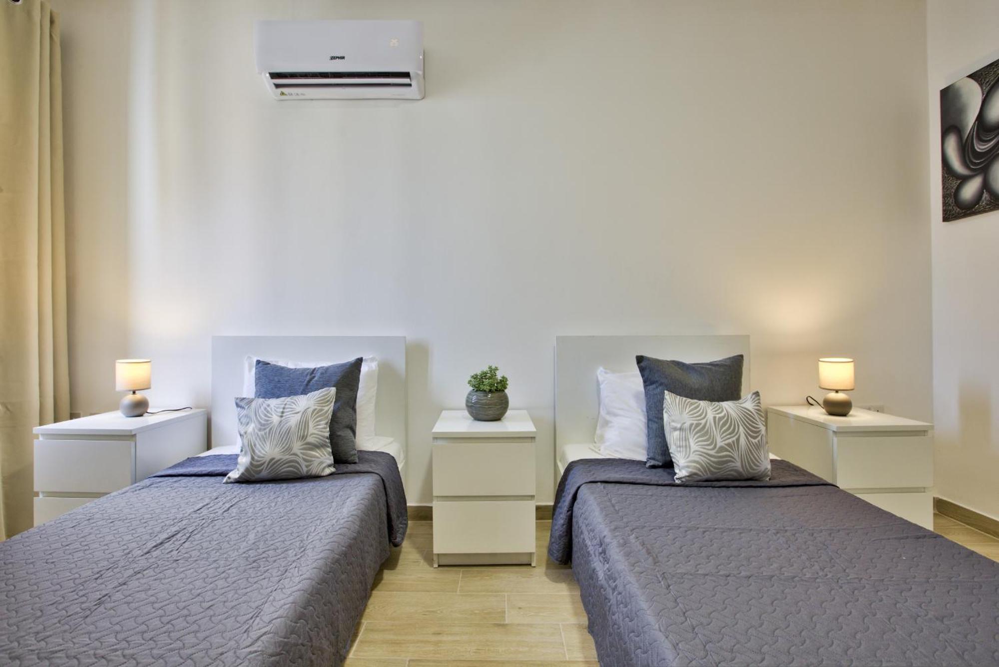 Bastions Seaview Apartments And Duplex Penthouse In Sliema By Shortletsmalta Zewnętrze zdjęcie