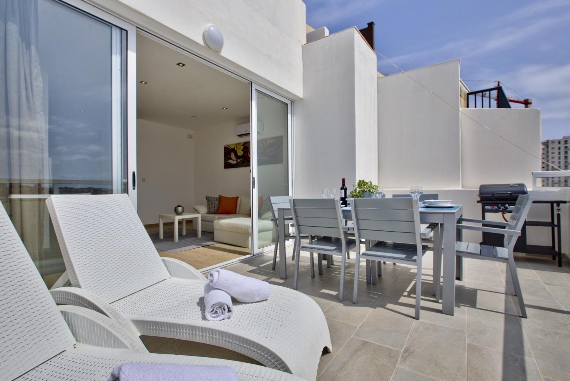 Bastions Seaview Apartments And Duplex Penthouse In Sliema By Shortletsmalta Zewnętrze zdjęcie