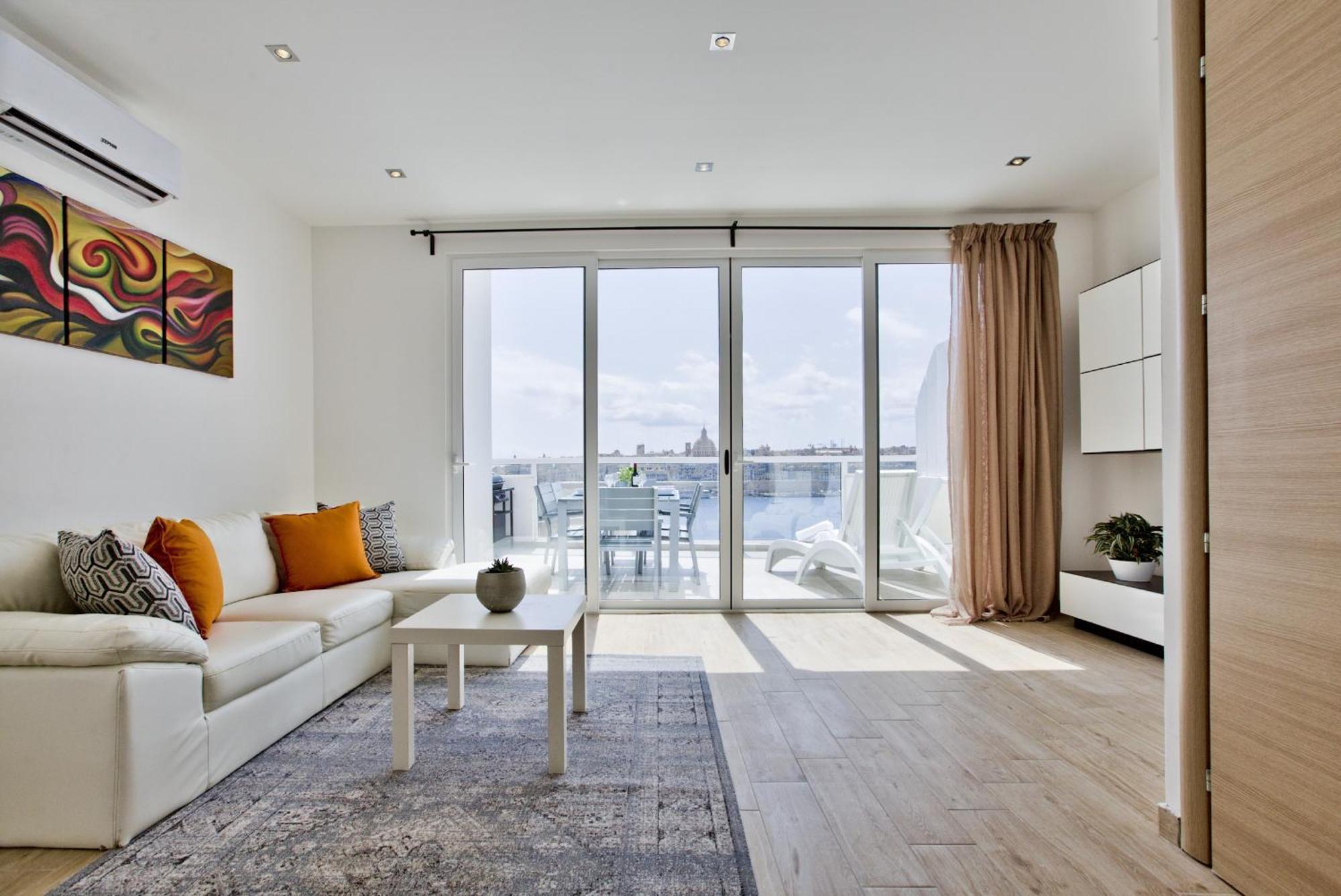 Bastions Seaview Apartments And Duplex Penthouse In Sliema By Shortletsmalta Zewnętrze zdjęcie