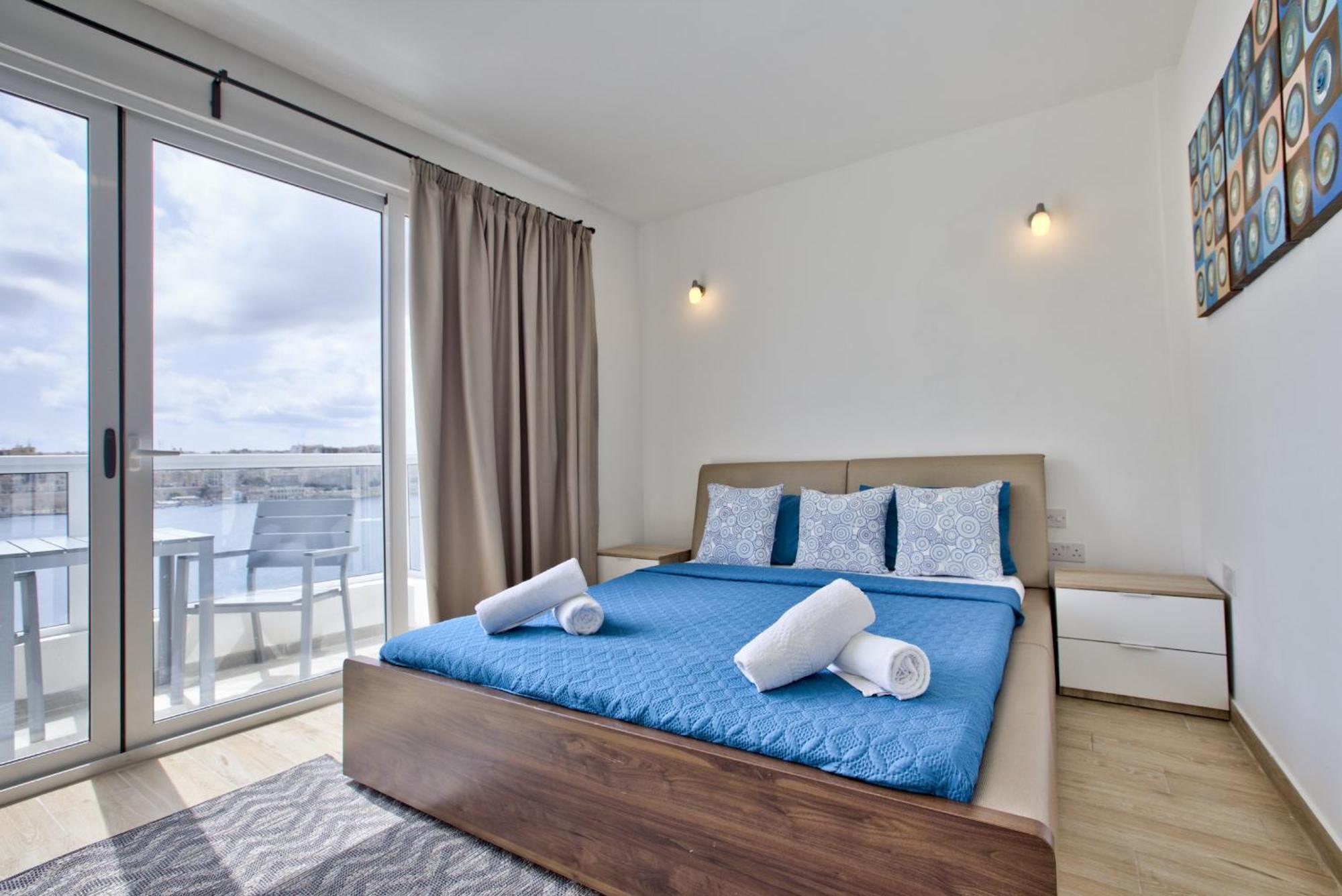 Bastions Seaview Apartments And Duplex Penthouse In Sliema By Shortletsmalta Zewnętrze zdjęcie