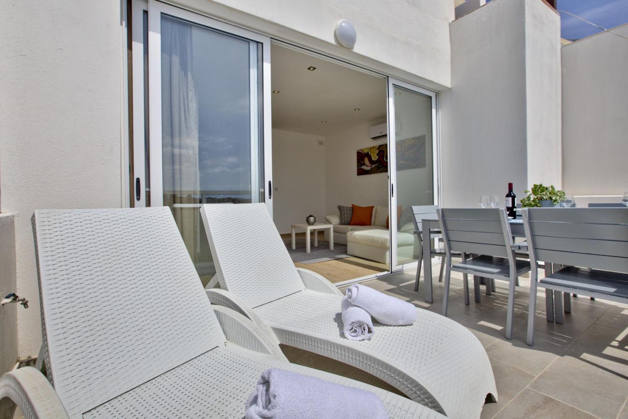 Bastions Seaview Apartments And Duplex Penthouse In Sliema By Shortletsmalta Zewnętrze zdjęcie