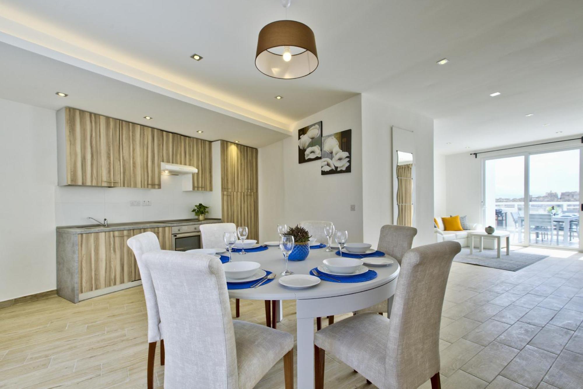 Bastions Seaview Apartments And Duplex Penthouse In Sliema By Shortletsmalta Zewnętrze zdjęcie